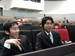 �x������A�O�H����