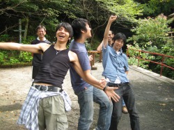 �@�����I�����B4�̊F����I